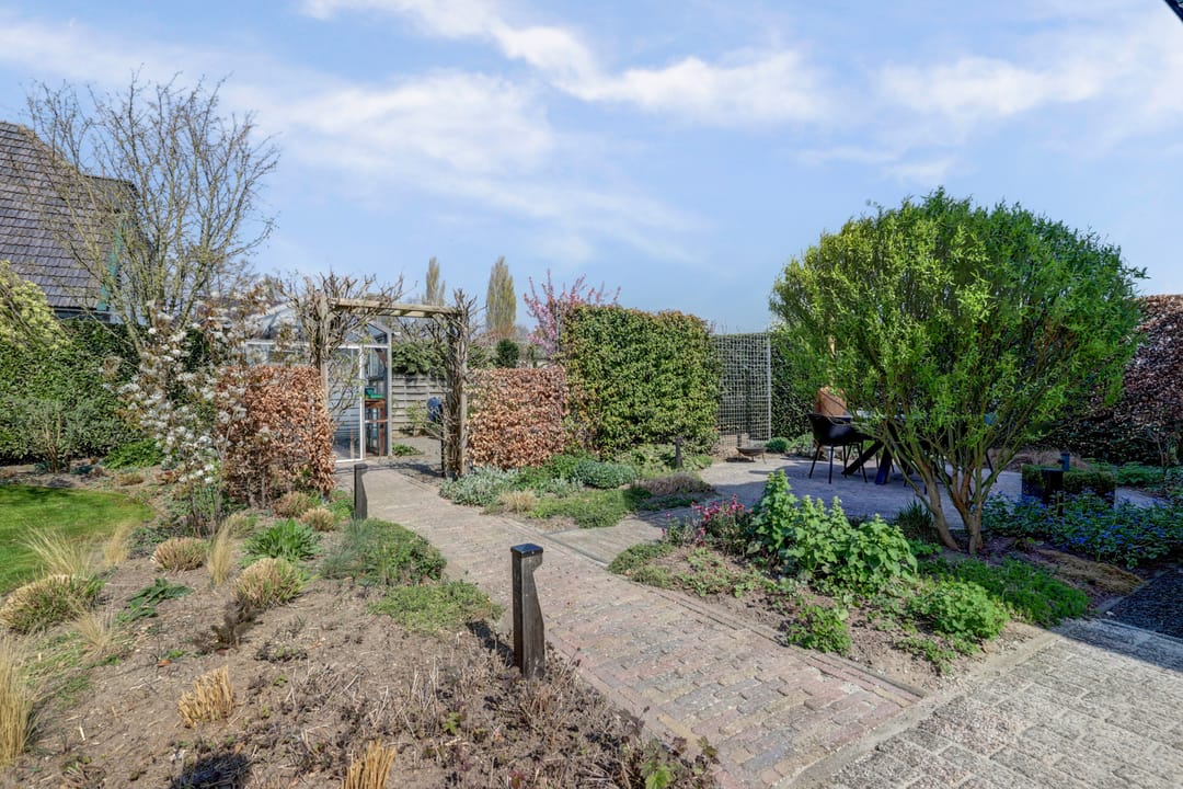 Foto 67 van Angerensestraat 6