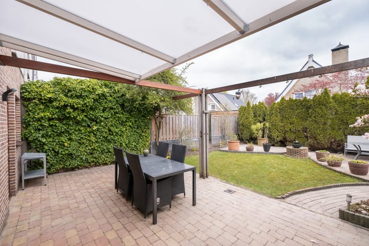 Foto 30 van van Santenlaan 80