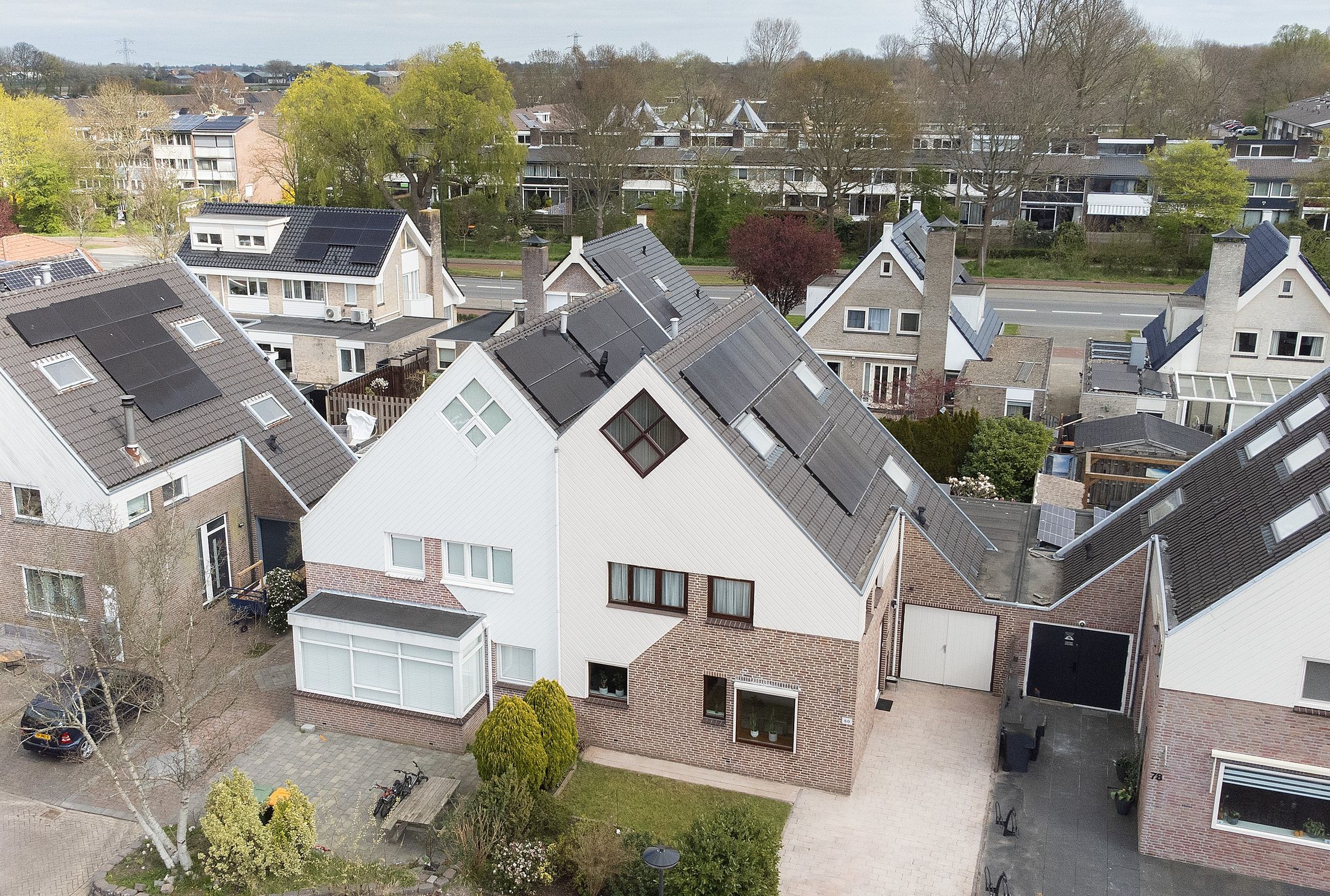 Foto 36 van van Santenlaan 80