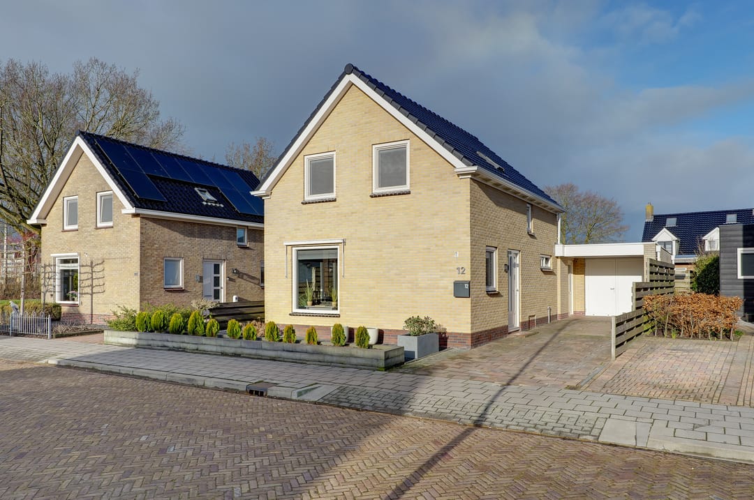 Photo 1 of Van Voortstraat 12