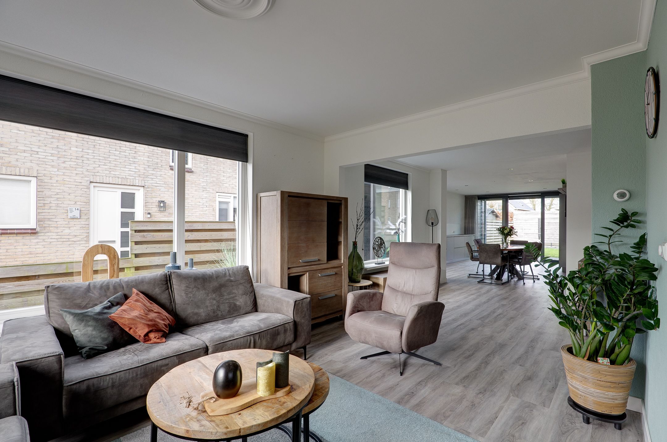 Photo 3 of Van Voortstraat 12