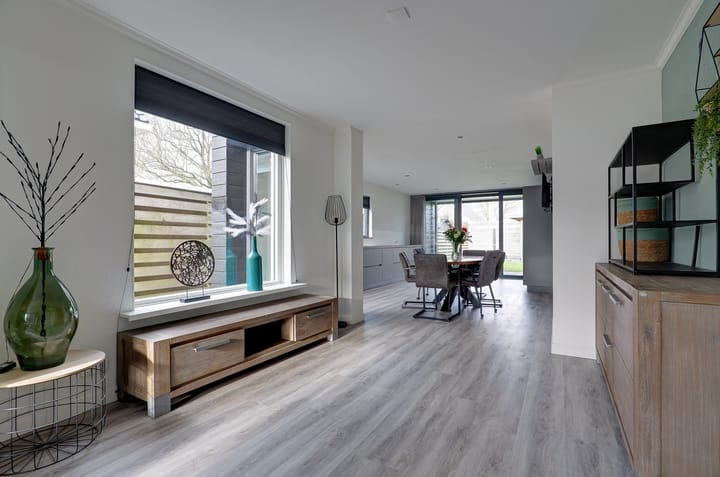 Foto 13 van Van Voortstraat 12