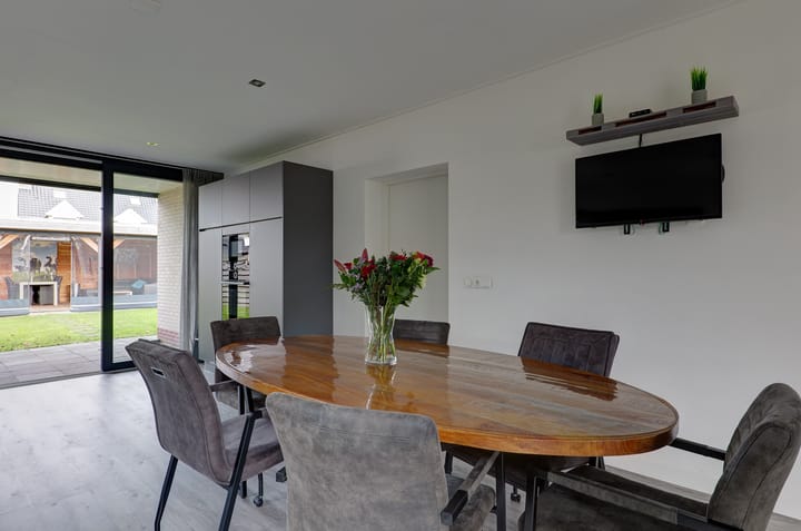 Foto 21 van Van Voortstraat 12