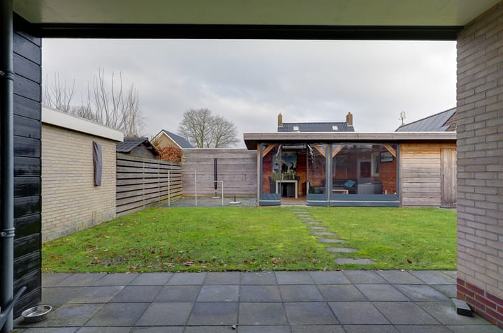 Foto 22 van Van Voortstraat 12