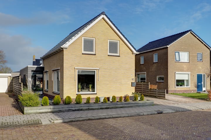 Foto 37 van Van Voortstraat 12