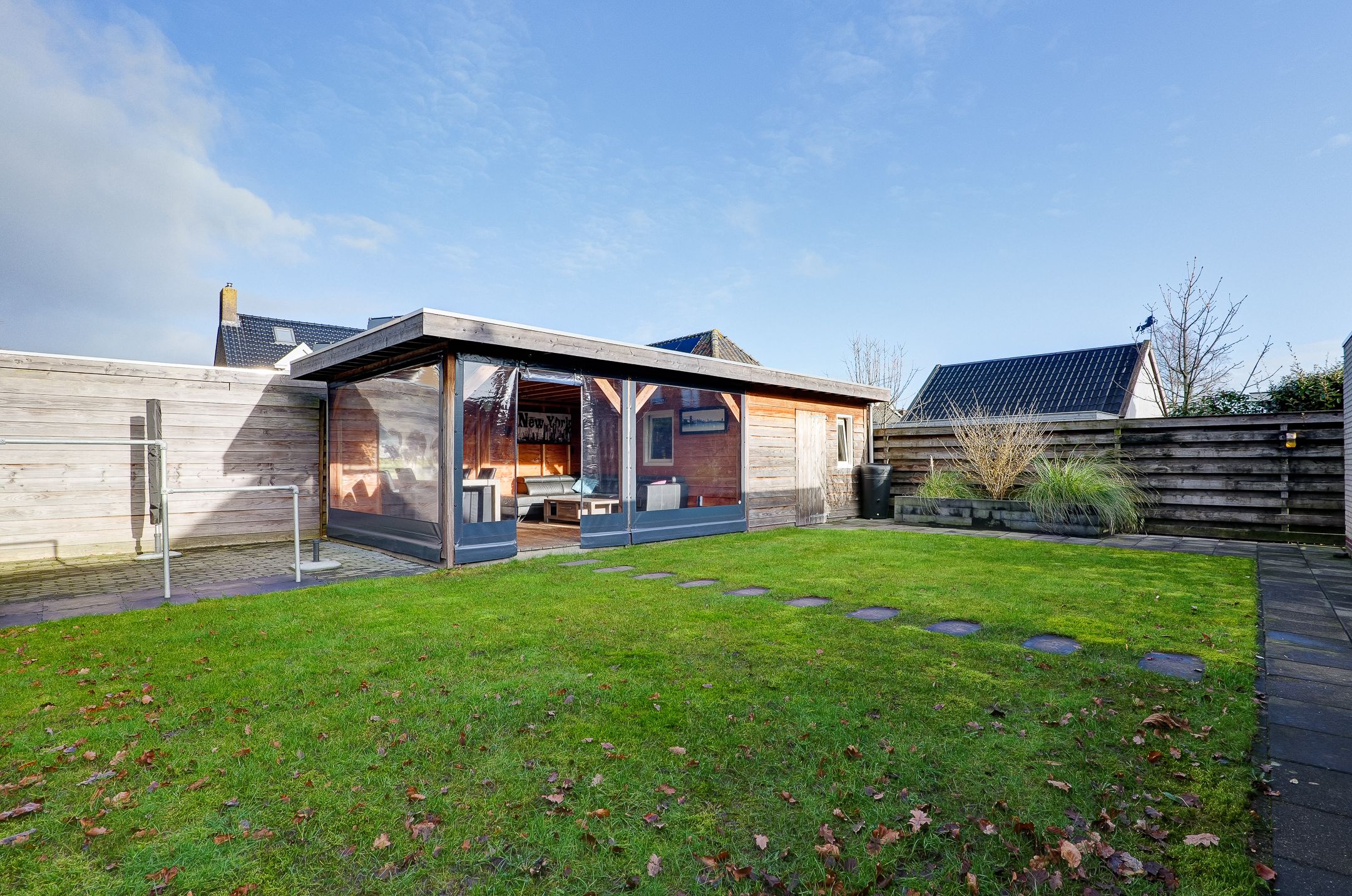 Photo 39 of Van Voortstraat 12