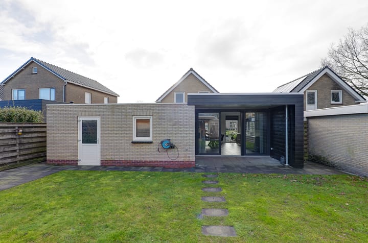 Foto 47 van Van Voortstraat 12