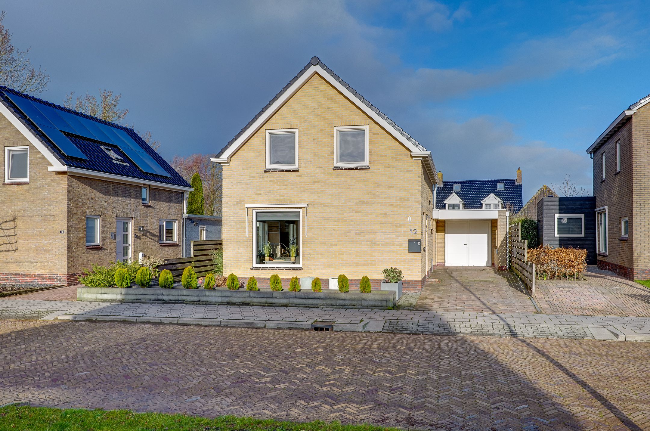 Photo 48 of Van Voortstraat 12