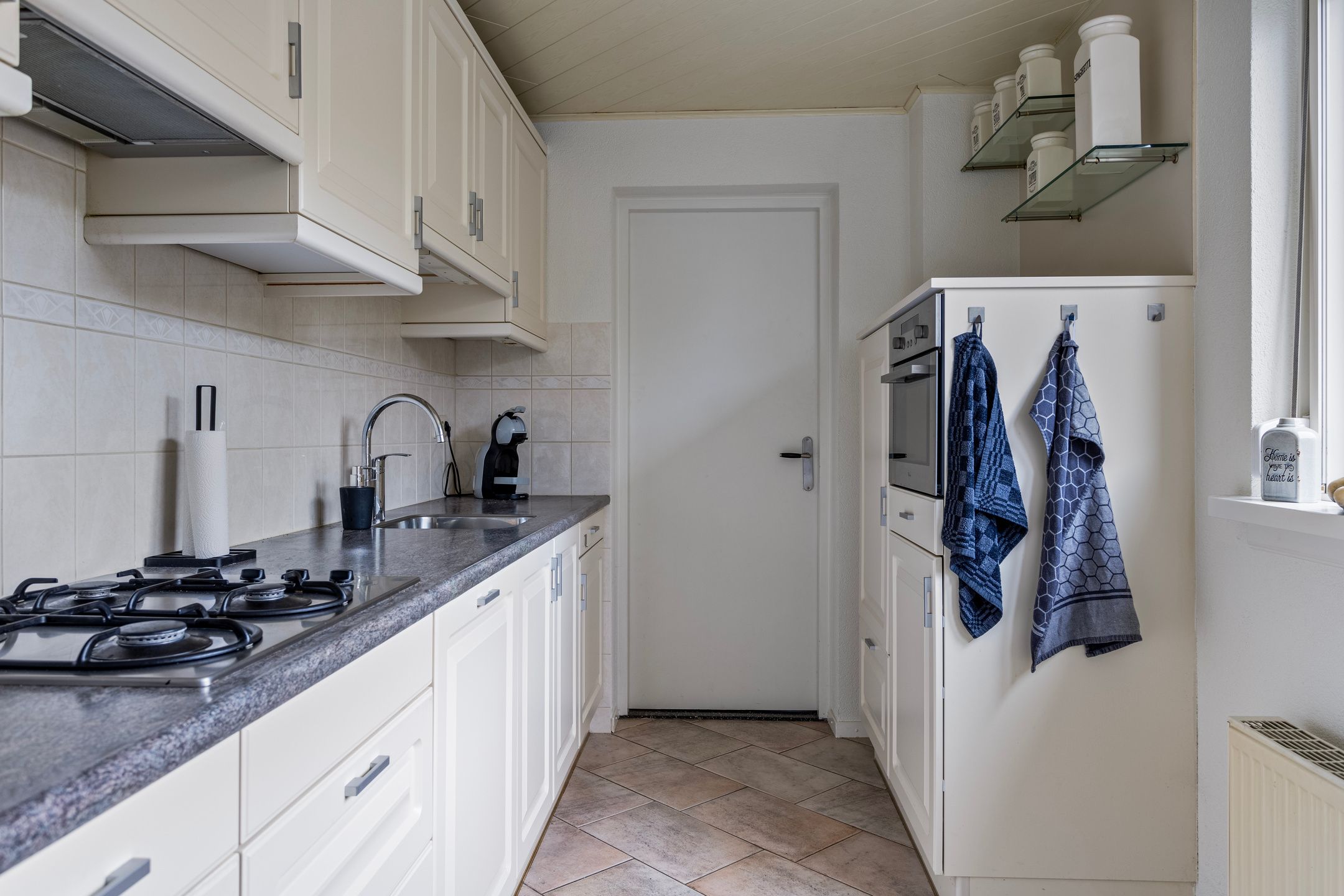 Photo 12 of Dorpsstraat 16-A