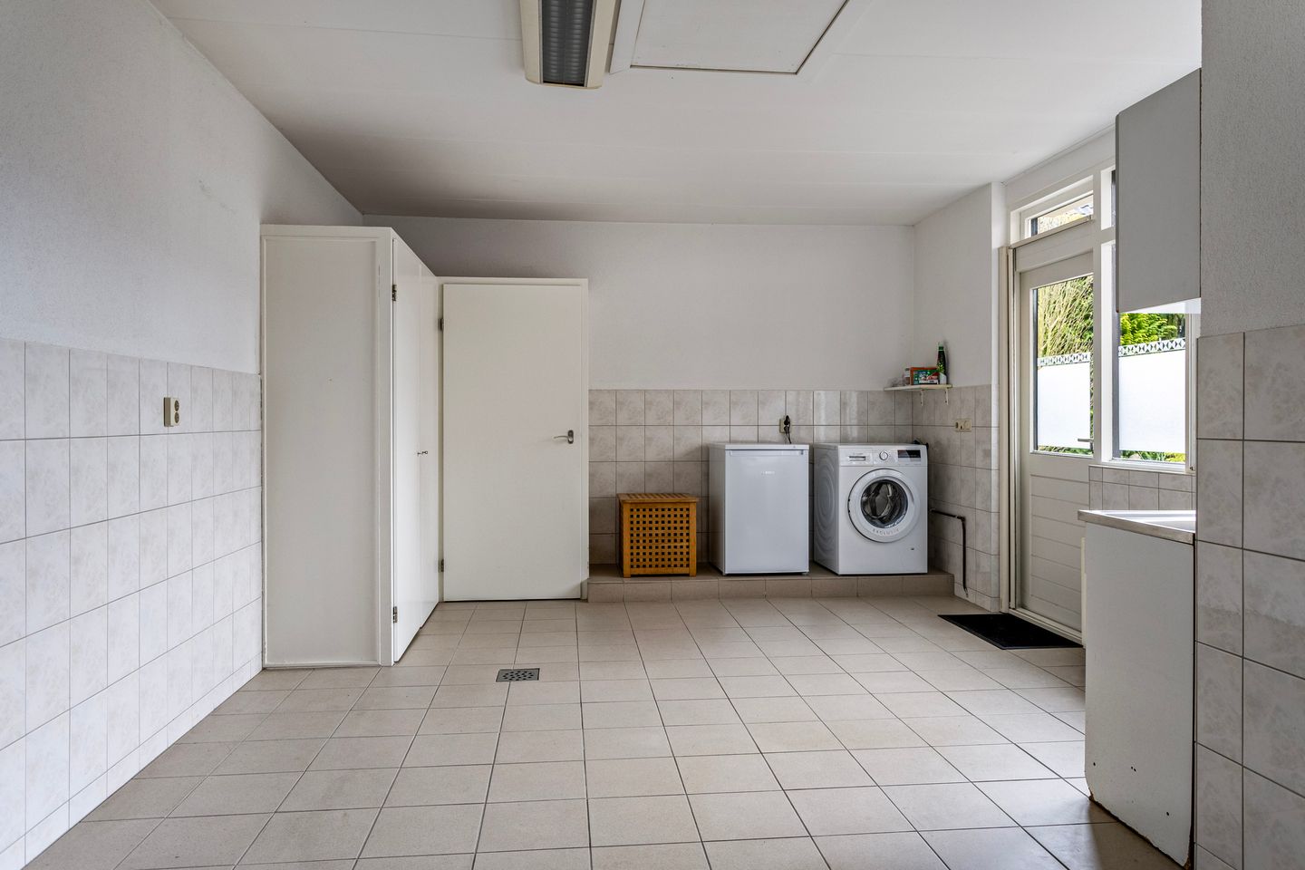 Photo 14 of Dorpsstraat 16-A