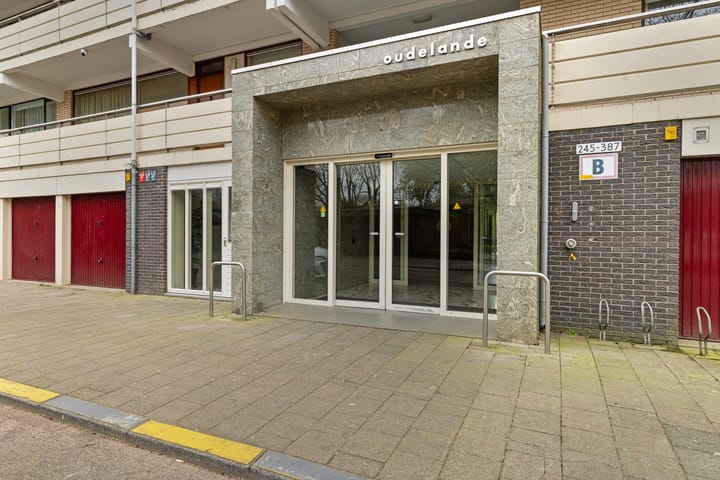 Foto 2 van Kloosplantsoen 281