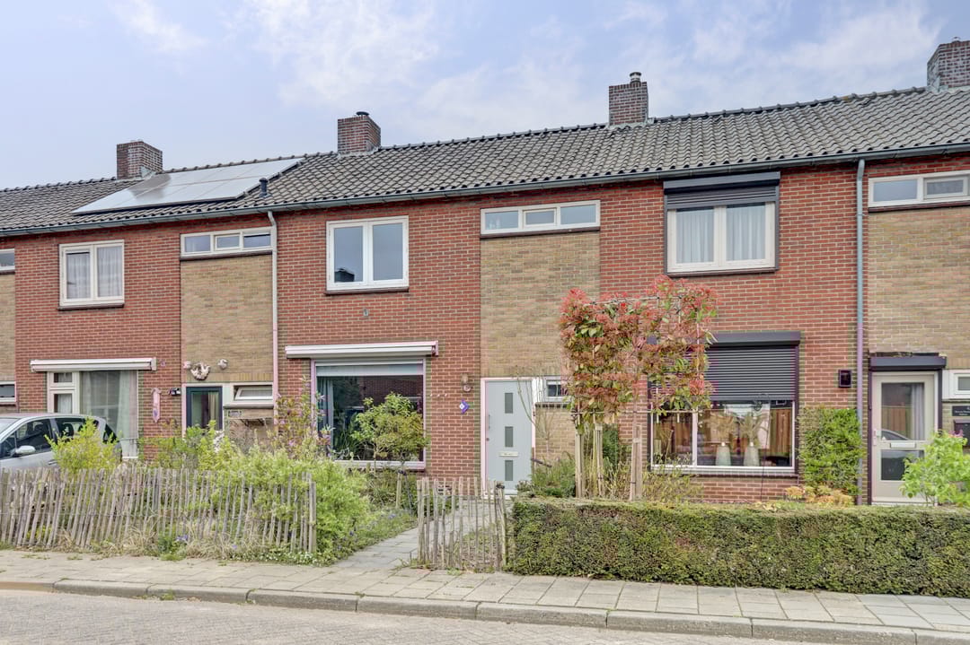 Foto 1 van Pastoor Grimmeltstraat 41