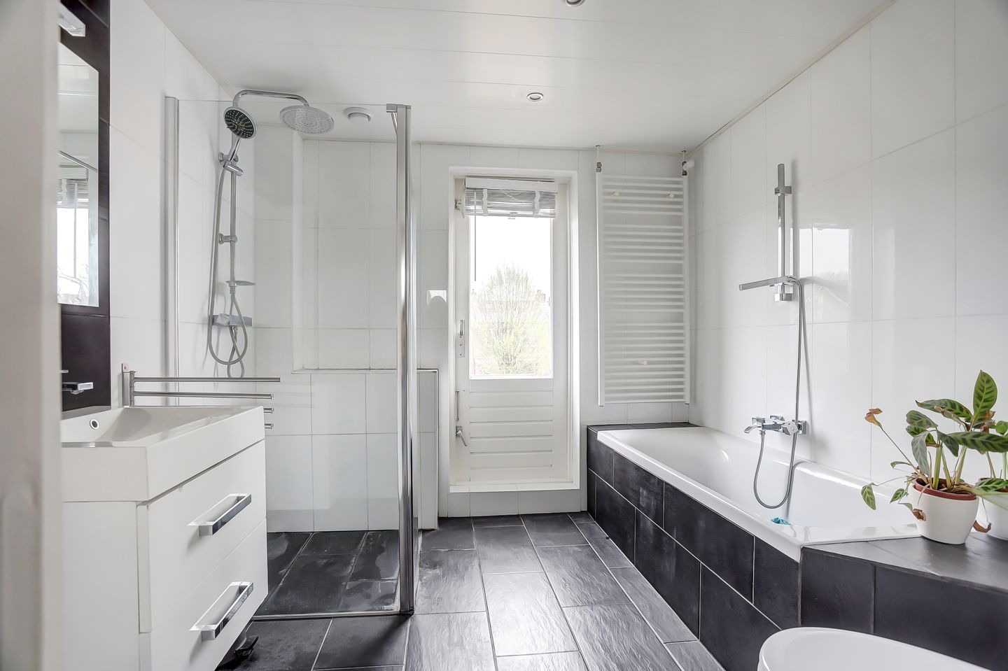 Foto 25 van Pastoor Grimmeltstraat 41