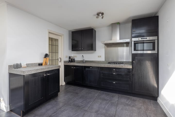 Foto 9 van van Ostadestraat 43