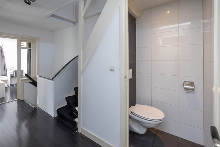 Foto 22 van van Ostadestraat 43