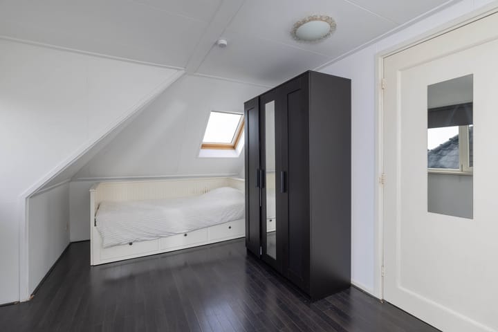 Foto 24 van van Ostadestraat 43