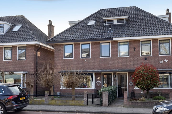 Foto 30 van van Ostadestraat 43