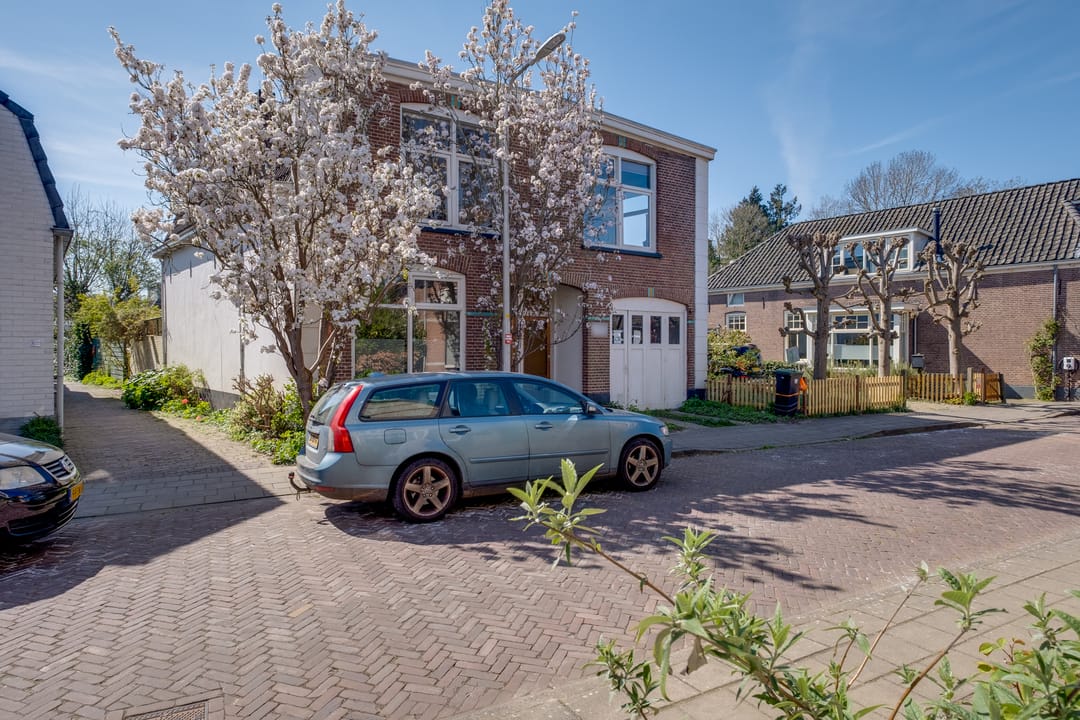 Foto 26 van Emmastraat 30