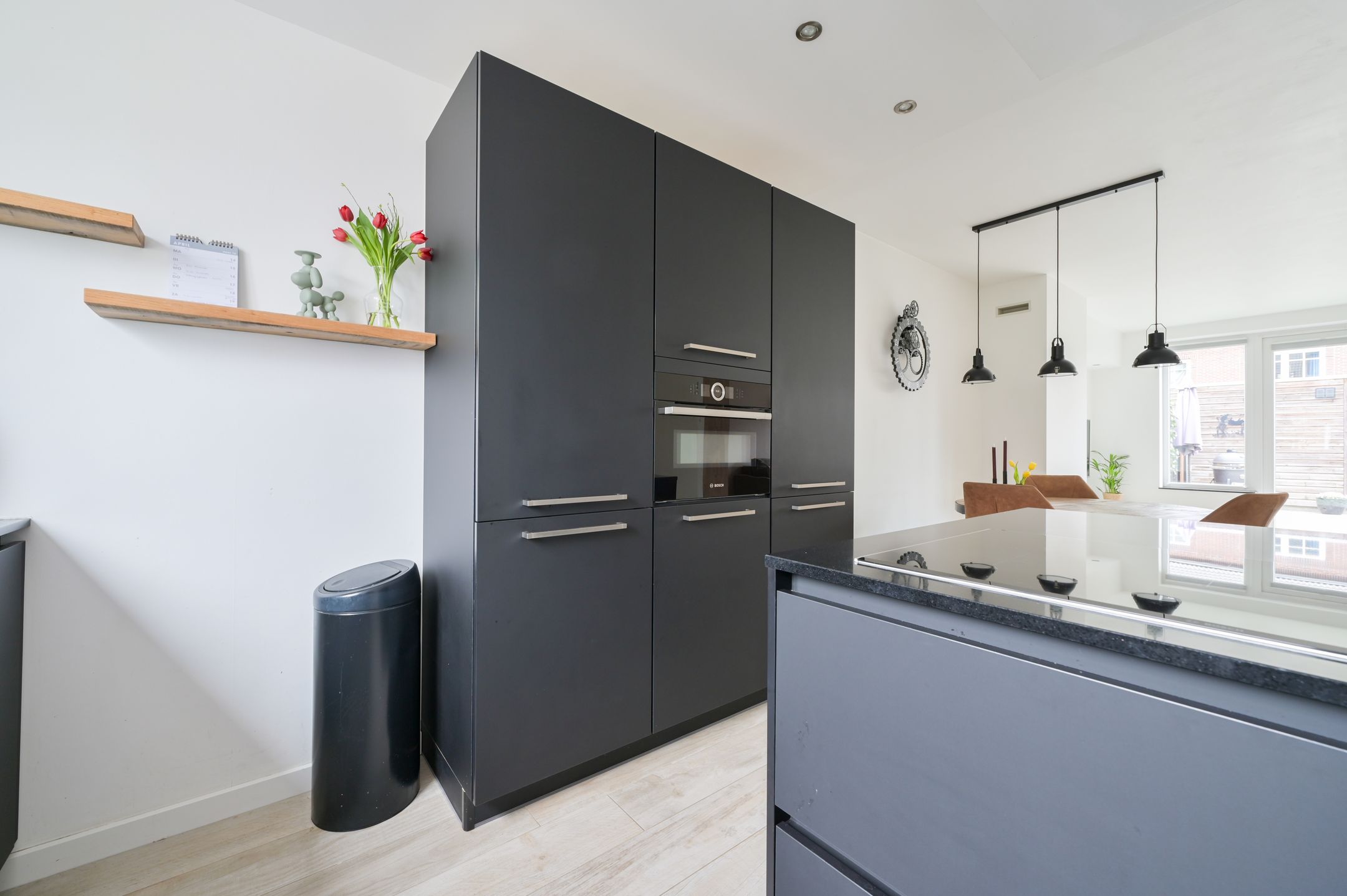 Photo 3 of Mandenmaker 6