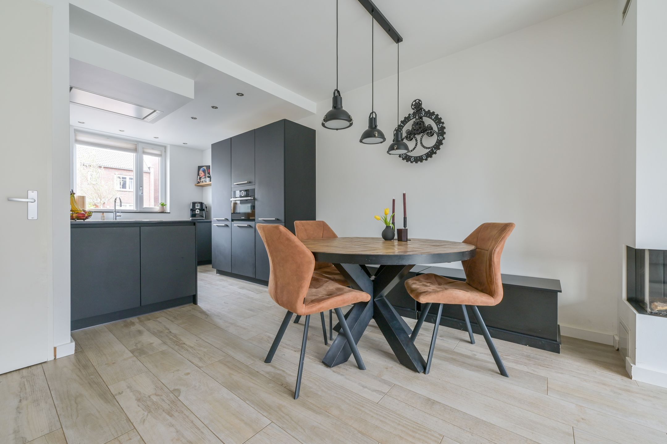 Photo 9 of Mandenmaker 6