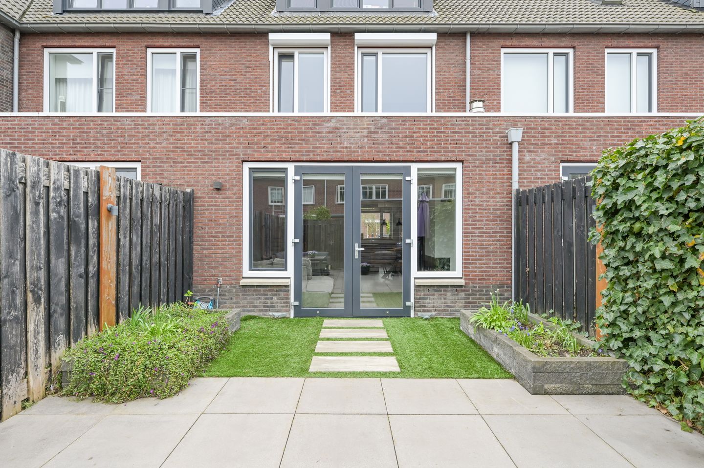 Photo 40 of Mandenmaker 6