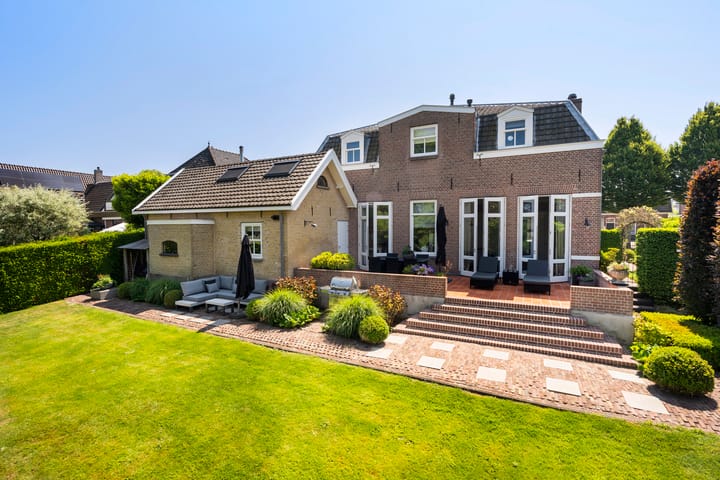 Foto 57 van Burg Letteweg 19