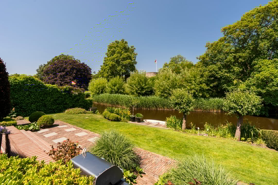 Foto 68 van Burg Letteweg 19