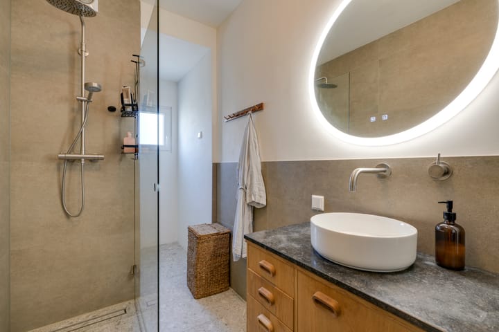 Foto 3 van Laan van Nieuw-Guinea 97-BS