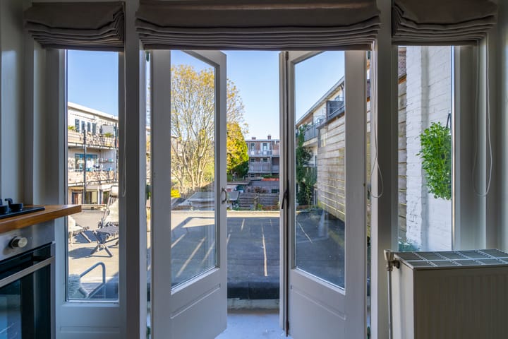 Foto 24 van Laan van Nieuw-Guinea 97-BS