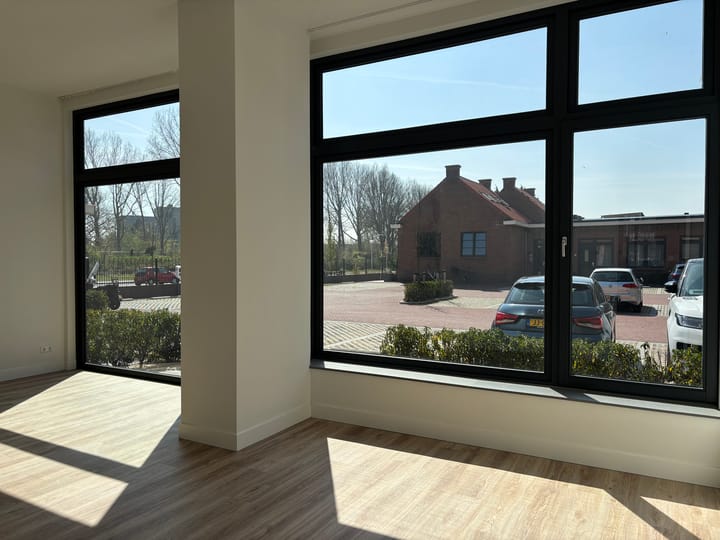 Photo 2 of Noorderlaan 5-B