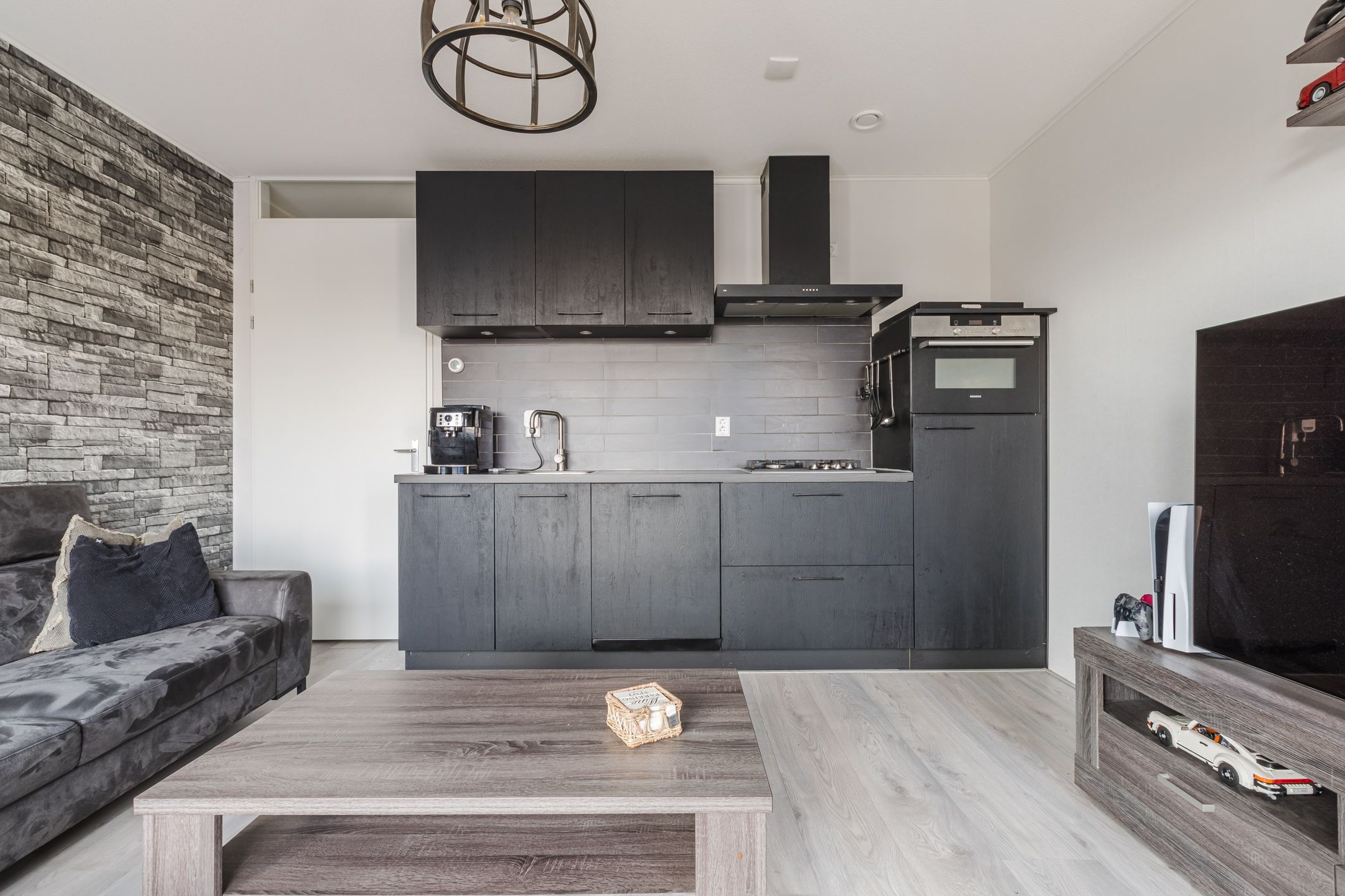 Foto 6 van Ambachtsweg 105