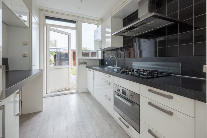 Foto 9 van Zonnebloemstraat 108