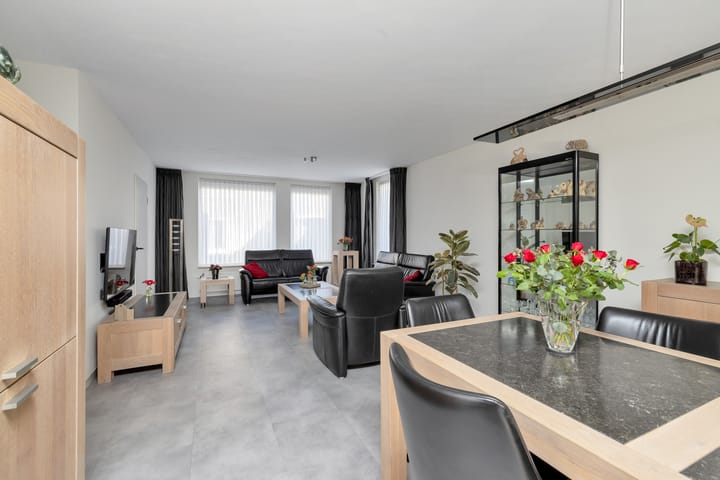 Foto 8 van Hofstad 8