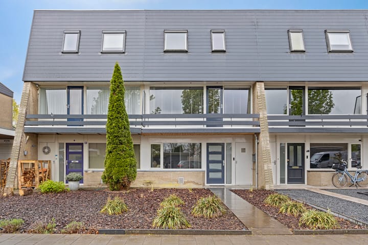 Foto 1 van Bernhardstraat 39