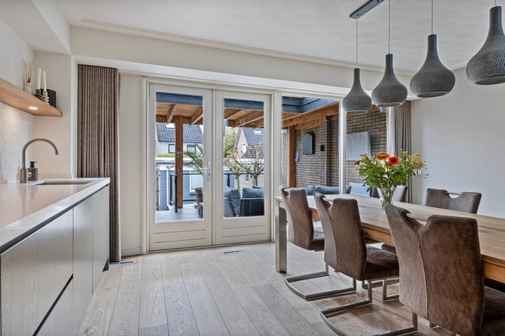 Foto 17 van Bernhardstraat 39