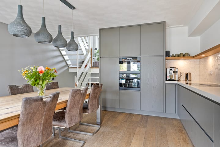 Foto 18 van Bernhardstraat 39