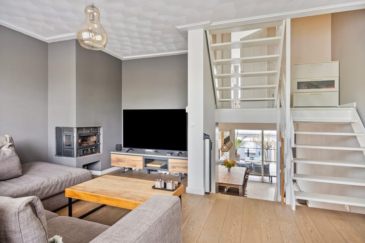 Foto 21 van Bernhardstraat 39