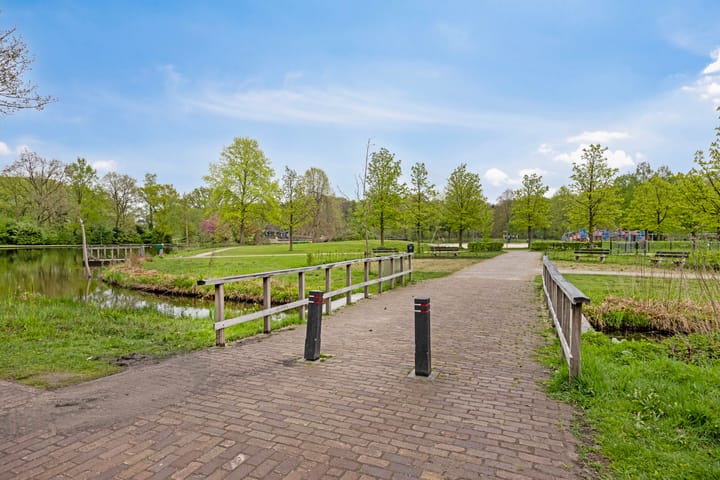 Foto 43 van Bernhardstraat 39