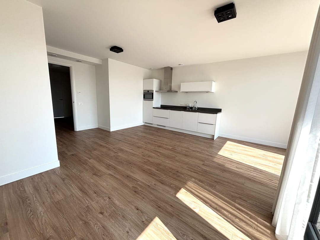 Photo 11 of Wijkerstraatweg 267-E