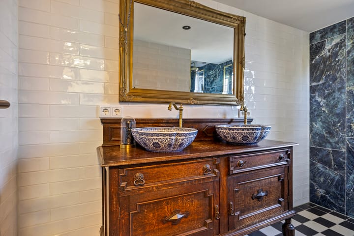 Foto 24 van Mgr. van de Venstraat 2