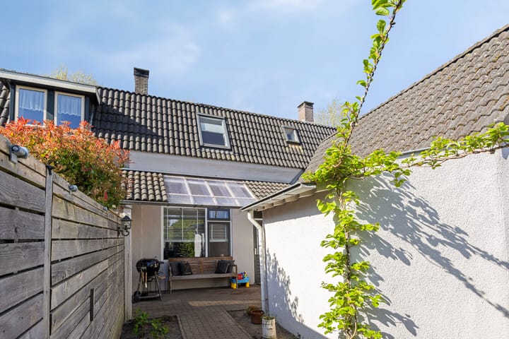 Foto 39 van Mgr. van de Venstraat 2