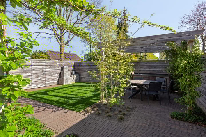 Foto 40 van Mgr. van de Venstraat 2