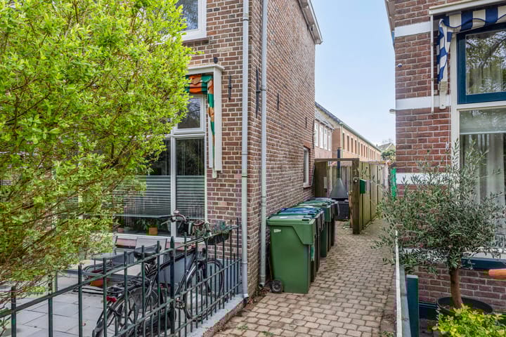 Foto 9 van Hoogstraat 1