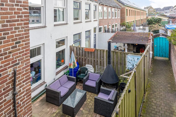 Foto 12 van Hoogstraat 1