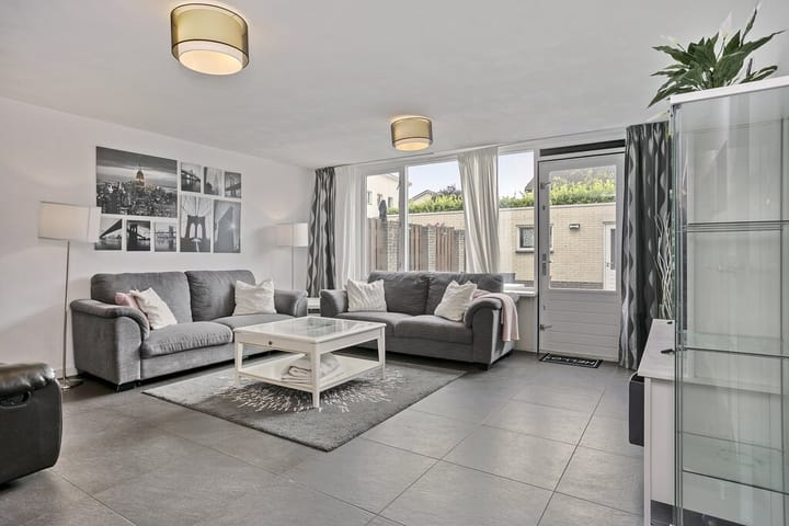 Photo 3 of Eikepage 54