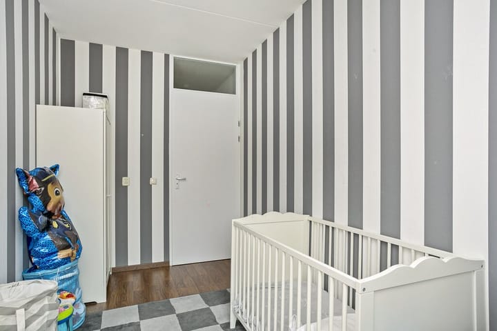 Photo 13 of Eikepage 54