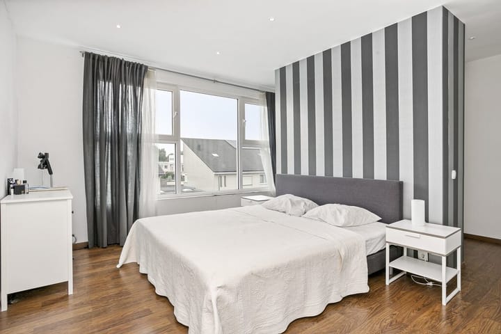 Photo 21 of Eikepage 54