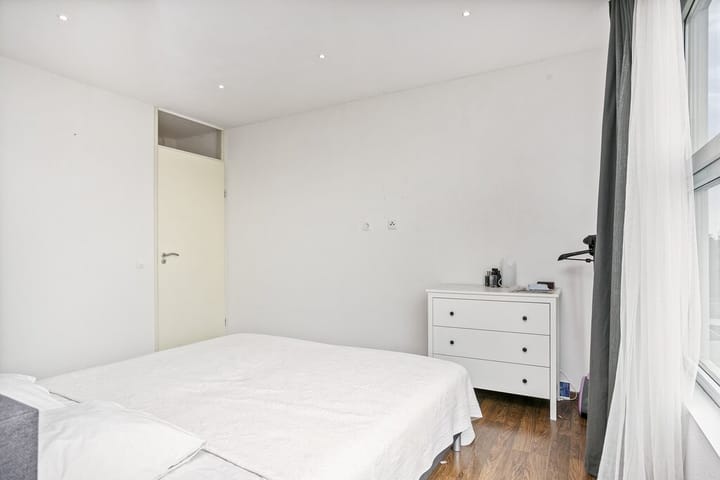 Photo 22 of Eikepage 54