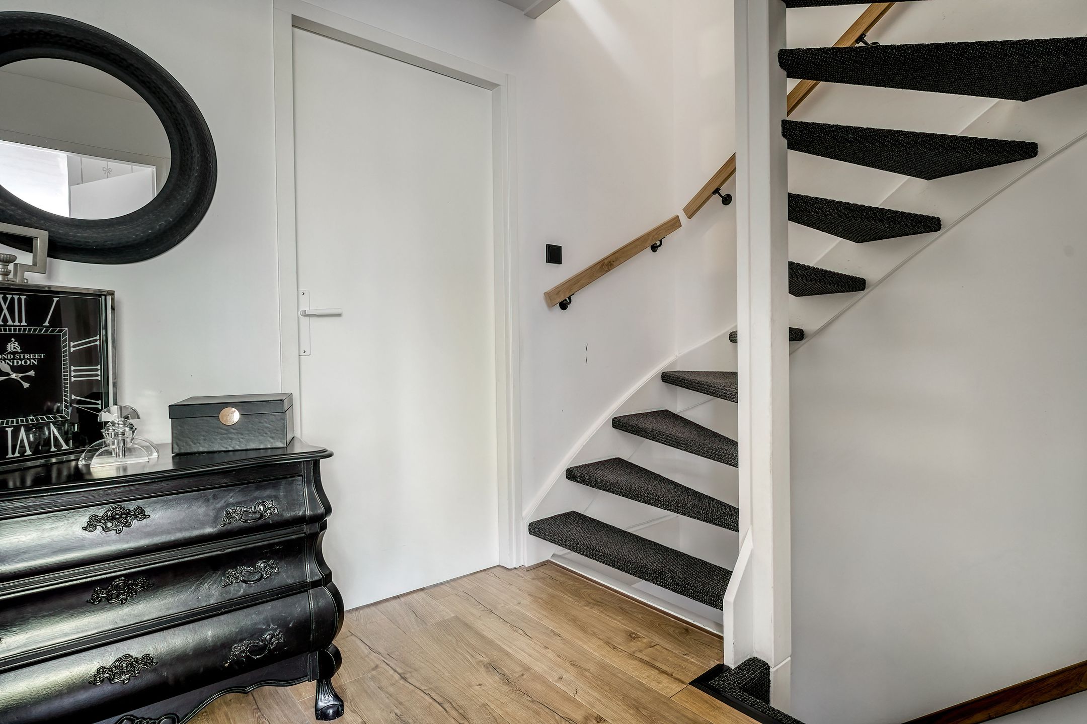 Foto 18 van Pallas 51