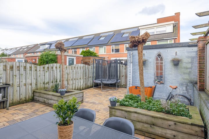 Foto 19 van Irislaan 18